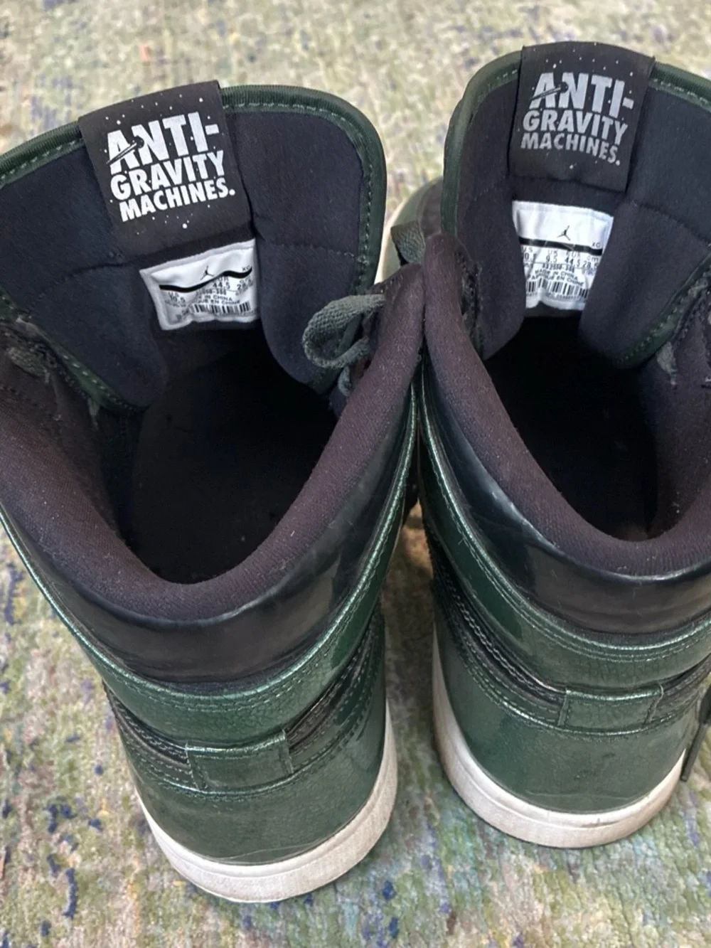 Air Jordan Style High-Top Sneakers - Black & Dark Green